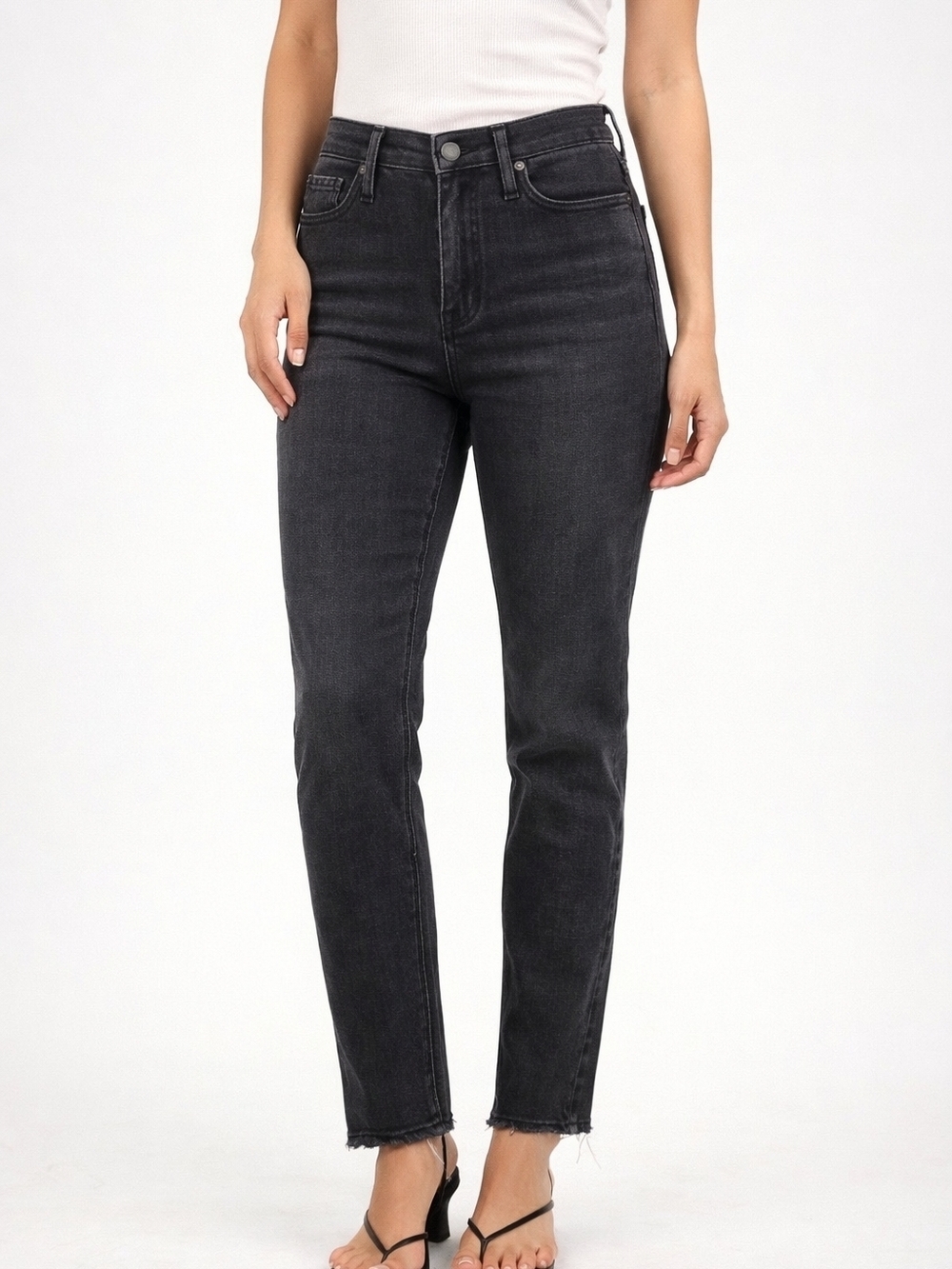 Silver Jeans High-Rise Skinny Jeans Black Light Distressing NWT Size 31